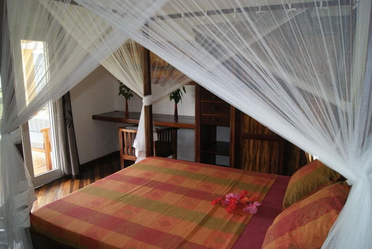 Bedroom 2, La Petite Perle, Diana