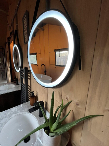 Bathroom 4, Robin Hood Safari Tent, Pembrokeshire