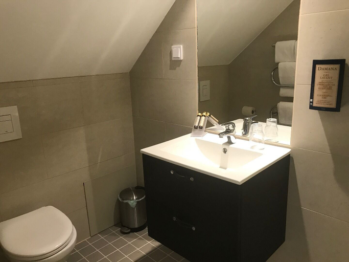 Bathroom 4, Smygehus Havsbad, Trelleborg