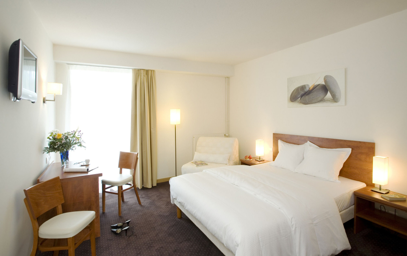 Bedroom 3, Hotel La Riviere, Aveyron