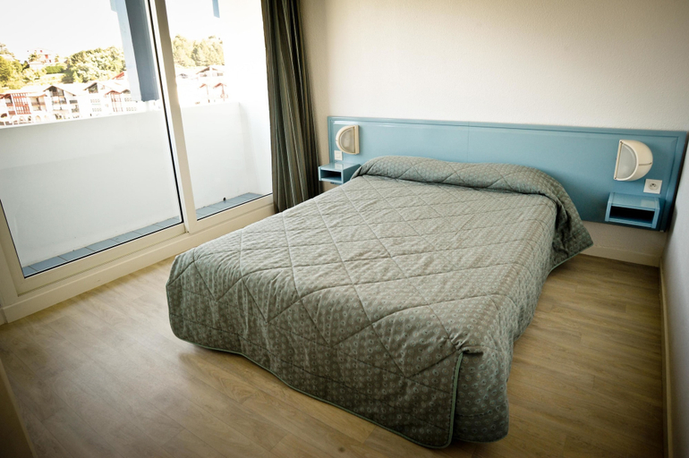 Bedroom 2, Résidence Fort Socoa, Pyrénées-Atlantiques