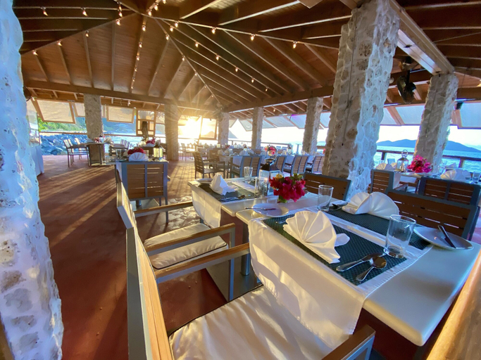 Food & Drinks 4, Sugar Mill hotel