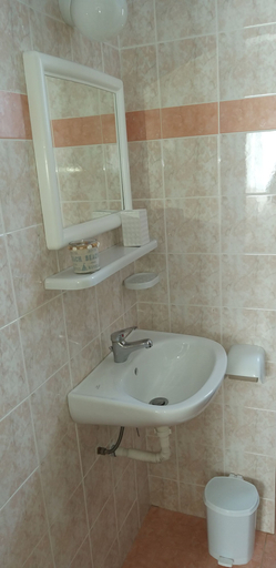 Bathroom 3, Albertos House, Thessaly