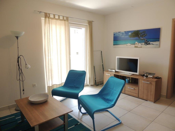 Others 4, Apartments SVI-MI, Gradac