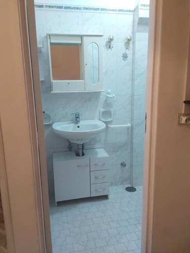Bathroom 2, Giardino sul mare, Salerno