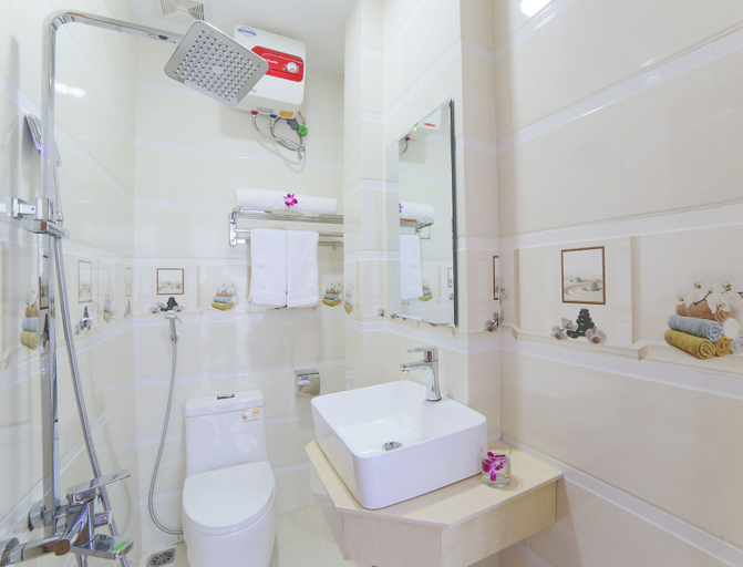 Bathroom 4, Summer Beach, Da Nang