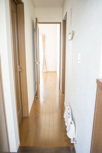 Others 5, Zushi Beach House, Zushi