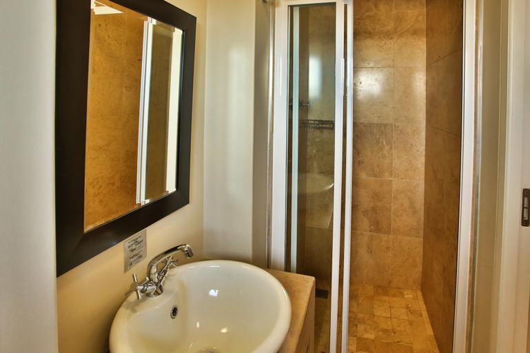Bathroom 4, Ellefsen Golf Suite 135, Langebaan 4-Sleeper, West Coast