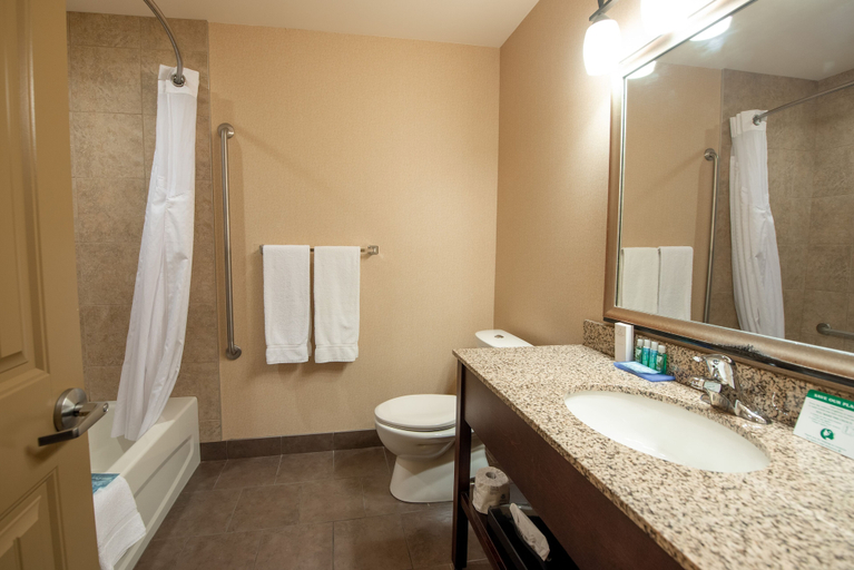 Bathroom 4, Bayview Hotel, Comox-Strathcona