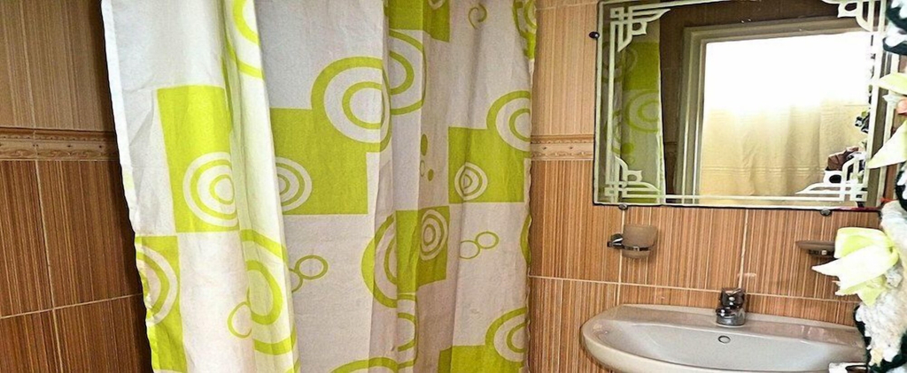 Bathroom sink, Appartement Talborjt, Agadir-Ida ou Tanane
