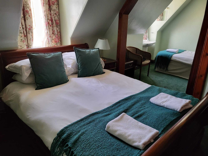 Bedroom 5, Carlton Hotel, Moray