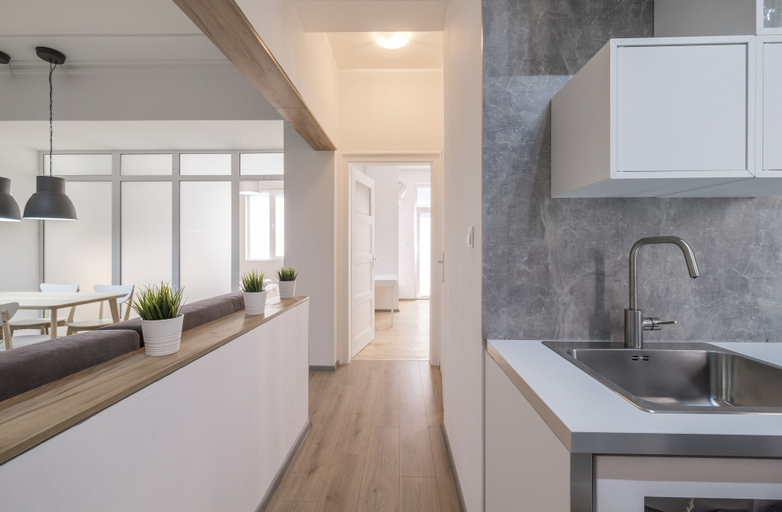 Others 5, Stylish 2 BR Home in Center of Sofia, Stolichna