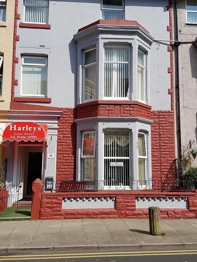 Harriette's Guest House, Blackpool