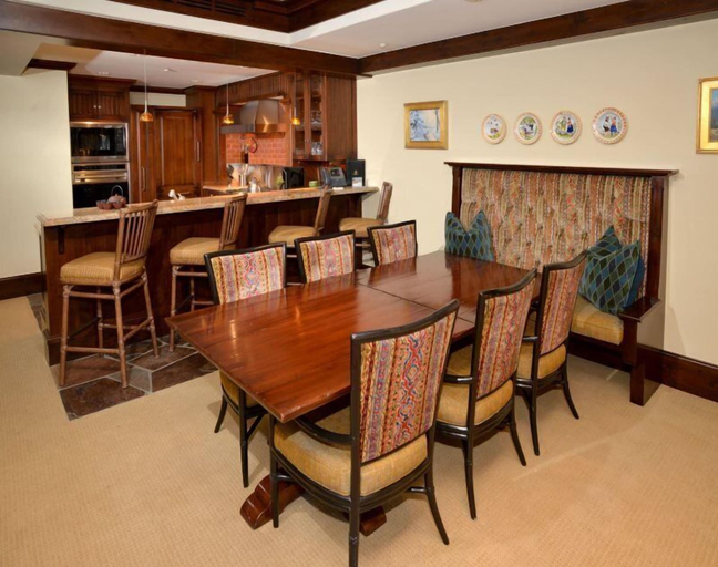 Food & Drinks 5, Vail VLG One Willow 2bd-joh1, Eagle