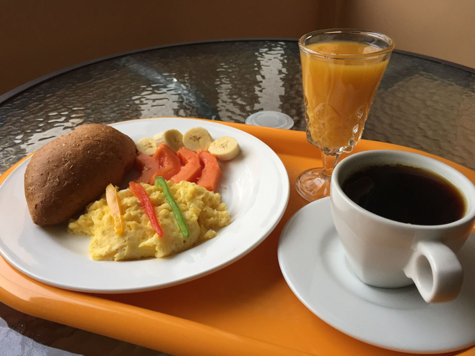 Food & Drinks 5, Hotel Mediterráneo Quito, Quito
