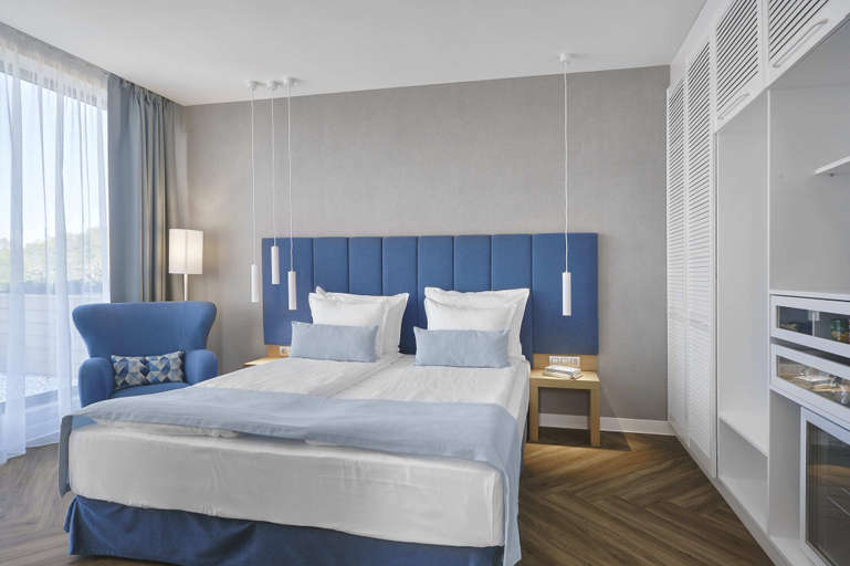 Bedroom 3, Viva Mare Beach Hotel, Sozopol