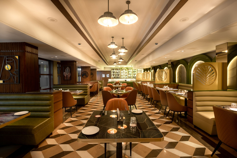 Food & Drinks 5, Freesia by Express Inn, Palghar