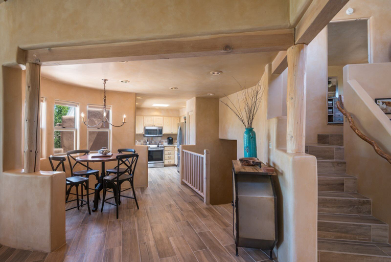 Others 5, Valle Del Sol - Unbeatable Views, Spacious Luxury Home, Impeccable Furnishings, Santa Fe