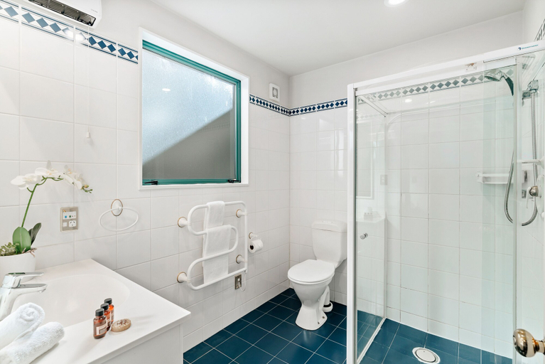 Bathroom 3, LAKEFRONT LIVING AT REMARKABLES - WEST, Queenstown-Lakes
