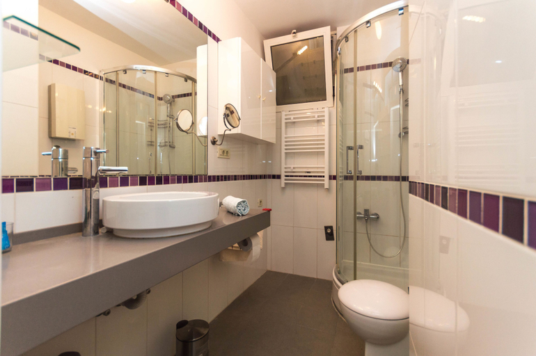 Bathroom 4, Amazing Apartments near Center & Beaches, Split