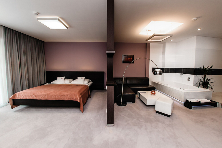 Bedroom 3, Hotel Magnus, Trenčín