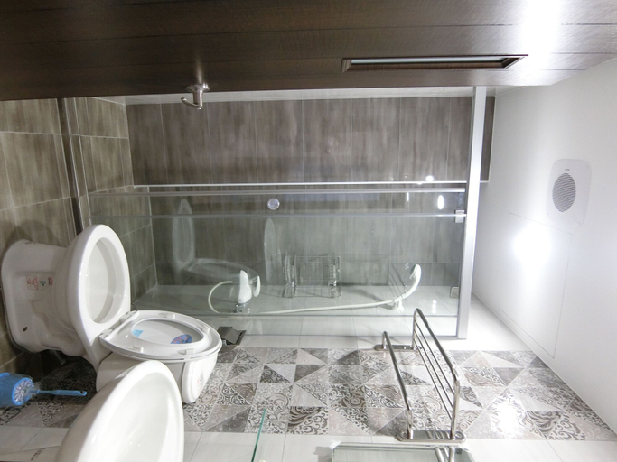 Bathroom 3, Summer Scent HomeStay, Penghu