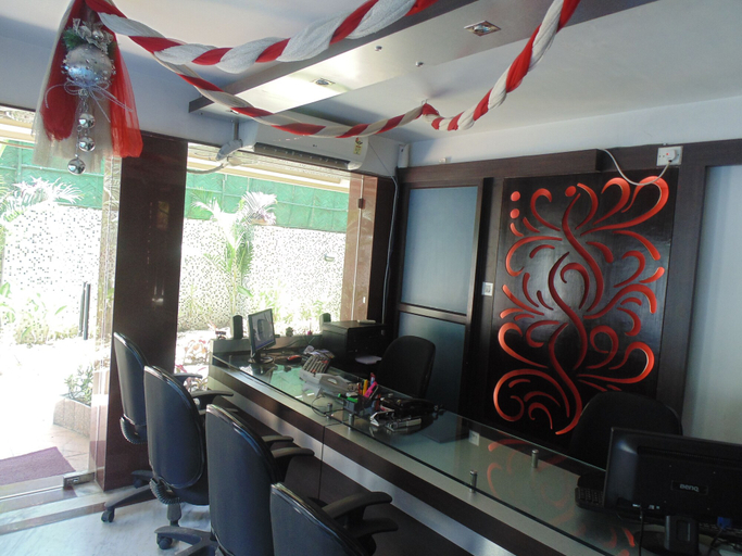 Business Facilities