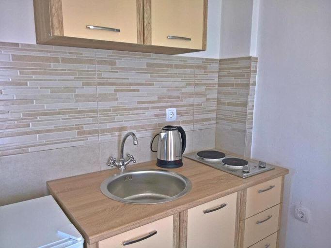 Others 5, La Porta Apartments