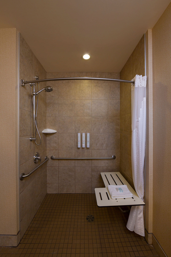 Bathroom 4, Bayview Hotel, Comox-Strathcona
