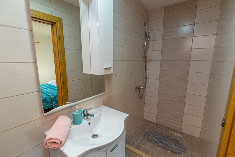 Bathroom 4, Villa Ivana, Imotski