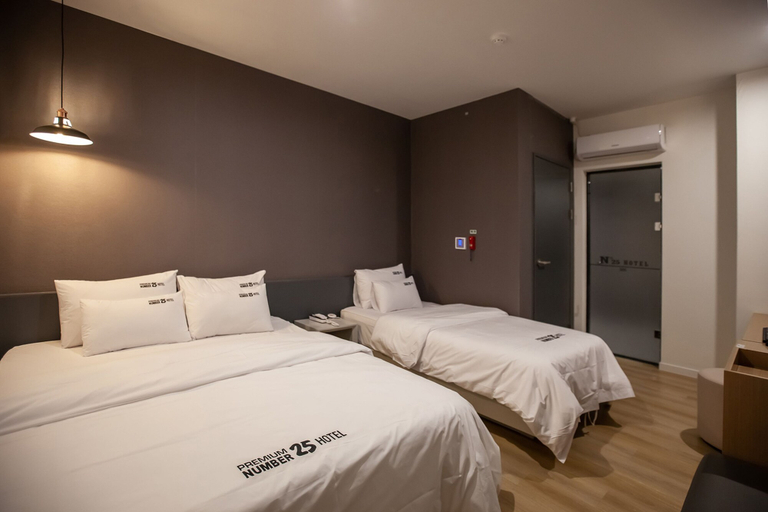 Bedroom 4, No.25 Hotel Seomyeon Station, Busanjin