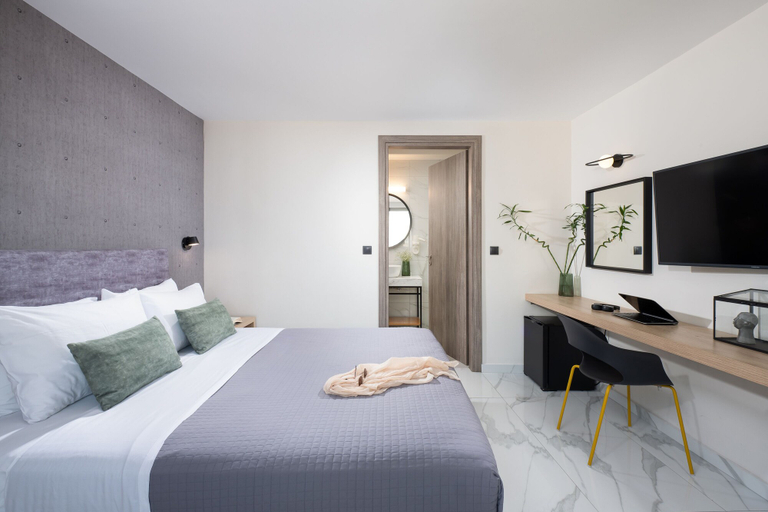 Bedroom 3, Enattica Suites, Attica