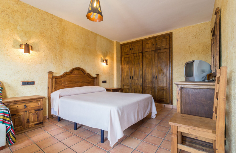 Bedroom 3, Cortijo Moyano, Granada