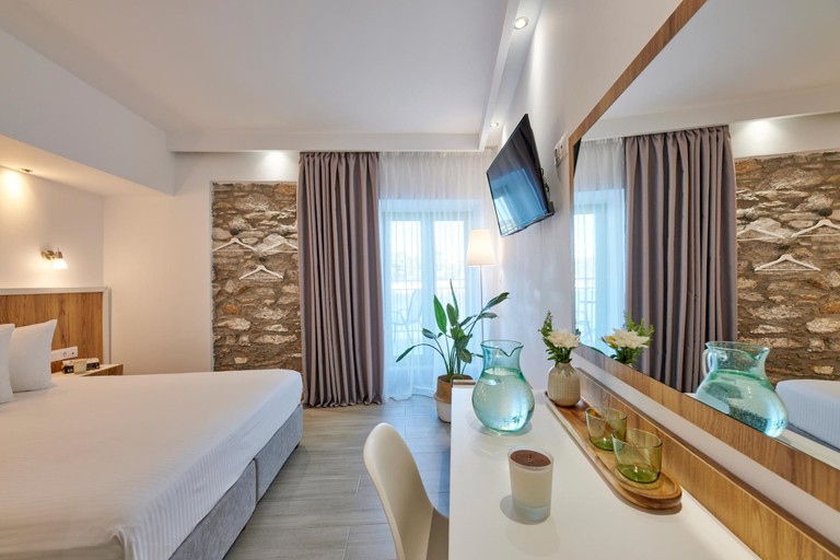 Bedroom 4, The Water Suites, Thessaly