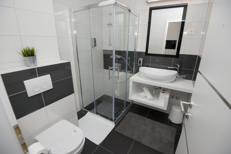 Bathroom 4, Villa Nani, Podstrana