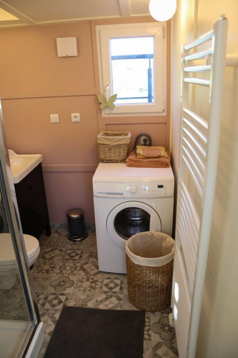 Bathroom 4, Gite Péniche Mon'Ro, Bas-Rhin