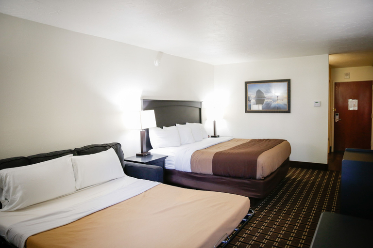 Bedroom 4, Billings Hotel and Convention Center, Yellowstone