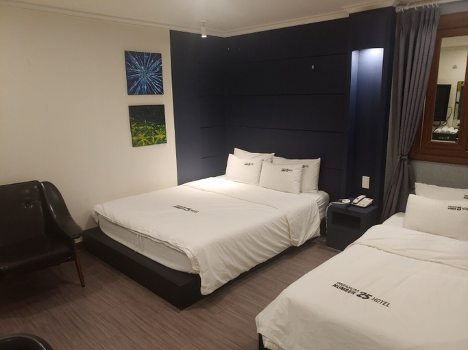 Bedroom 3, No.25 Hotel Seomyeon Station, Busanjin