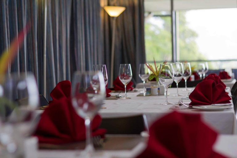 Food & Drinks 4, Crossroads Hotel Lae, Huon