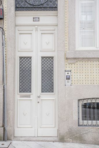 Exterior & Views 2, Liiiving - Downtown Balcony Studio, Porto