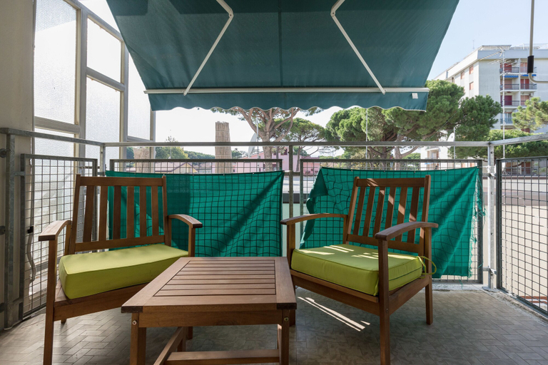 Others 5, Apartments Vicino al Mare, Ferrara
