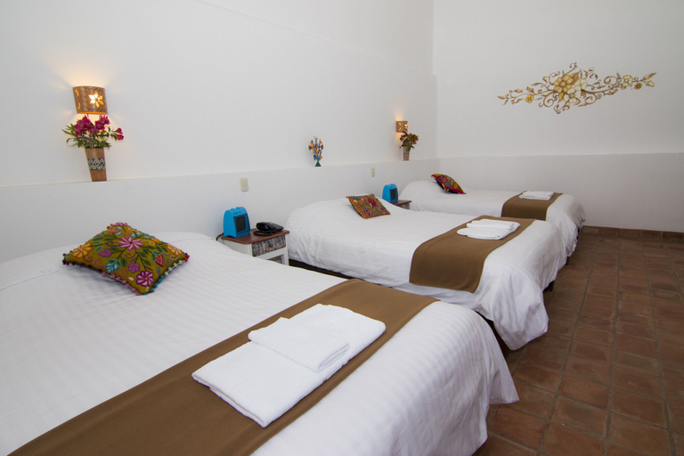 Bedroom 2, Andean Wings Valley, Urubamba