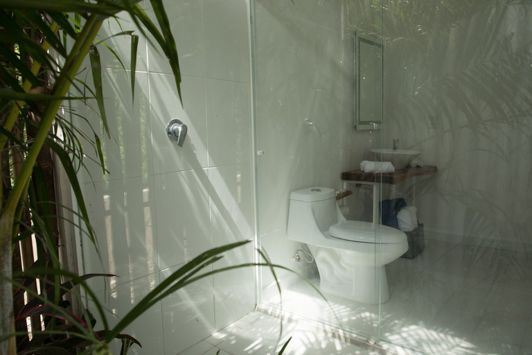 Bathroom 4, Zensus Eco Boutique Hotel, Othón P. Blanco