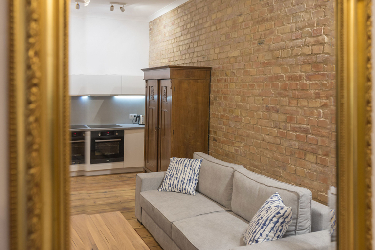 Others 5, Provenir Home Strzelecka 25, Poznań City