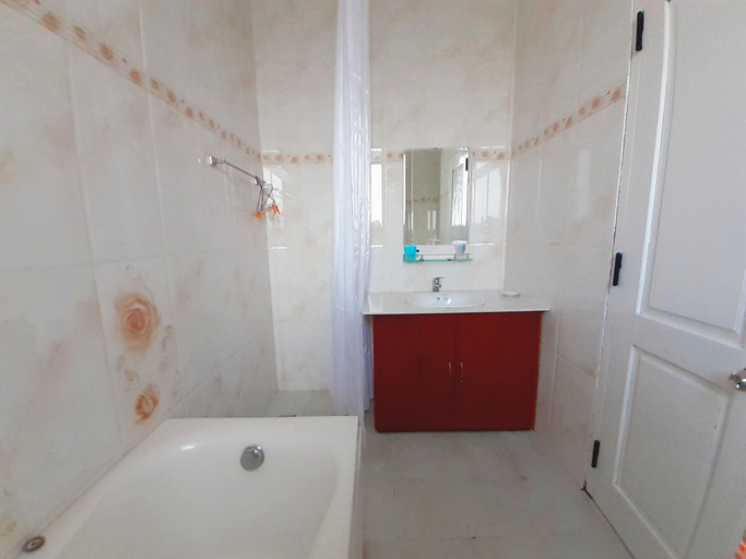 Bathroom 3, Cala South Beach Villas, Nha Trang