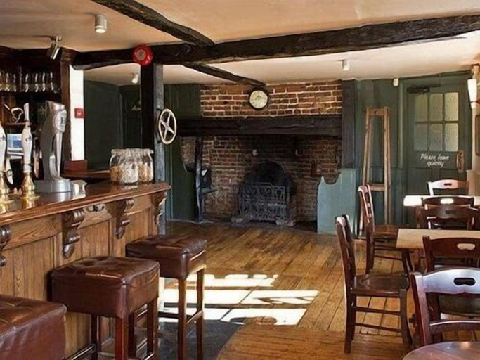 Food & Drinks 3, The Greyhound Inn Aldbury, Hertfordshire