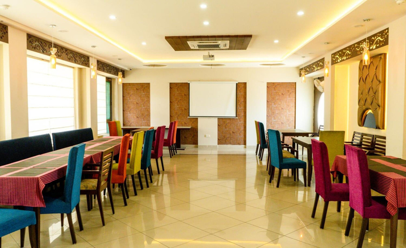 Food & Drinks 5, juSTa Palampur Resort & Convention Centre, Kangra
