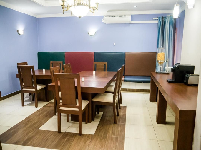 Food & Drinks 3, Best Bed Lodge, Ndola