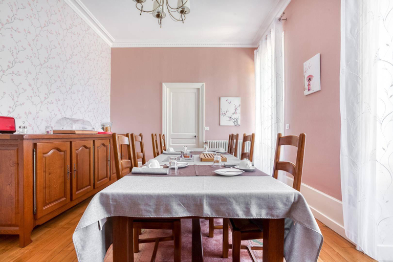 Others 5, Le Clos des Pervenches, Ain