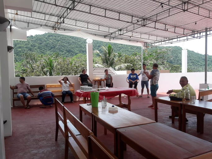 Food & Drinks 5, Hotel Lady Nina, Baler